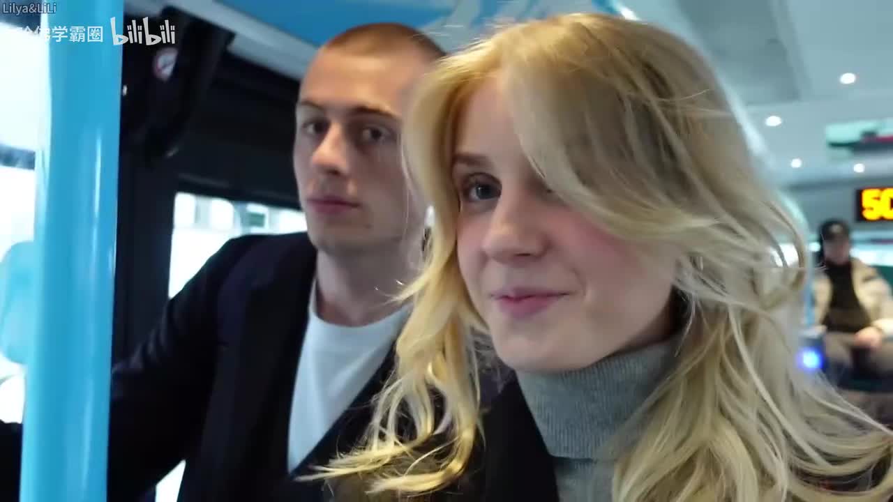 056-ICELAND VLOG Staying in Reykjavik, Meeting my family & Eating lots of food &