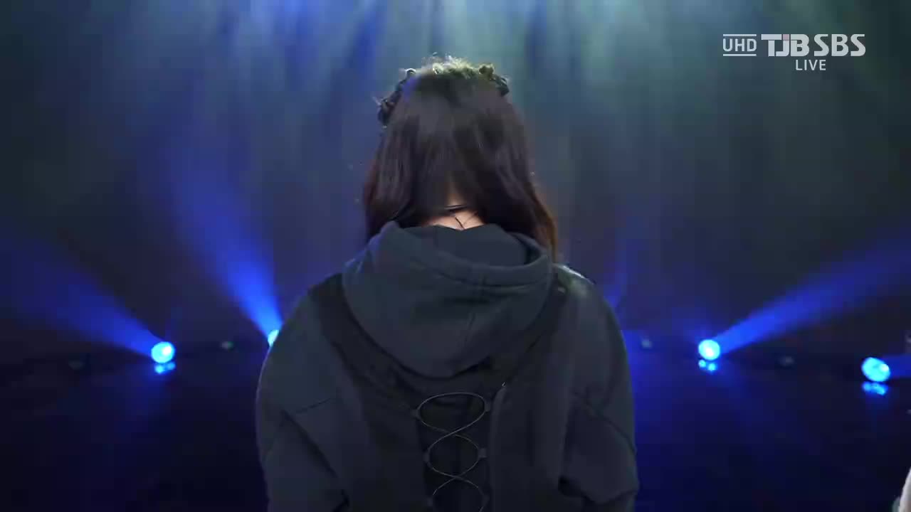 250511 人歌 HANDS UP