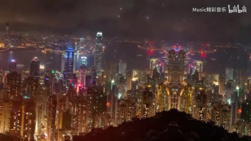 《总会有人》《我會等》《不值得不適合》