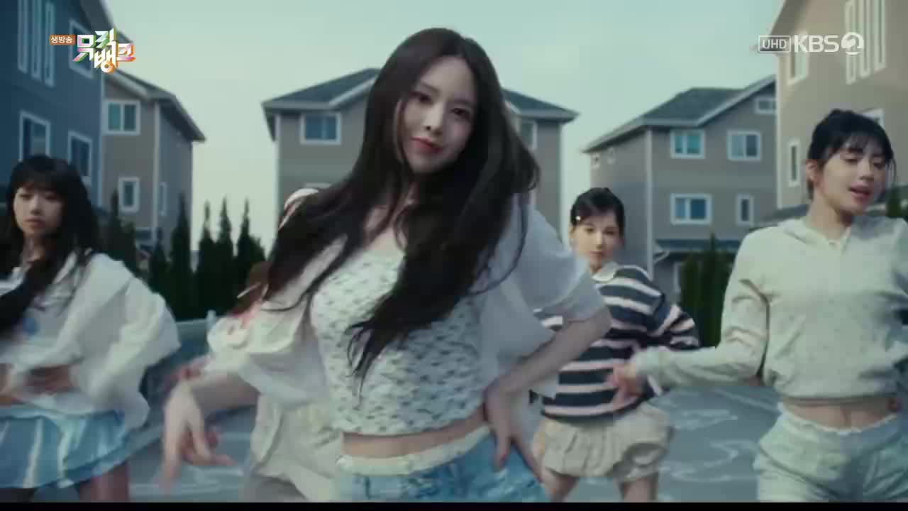 250613 KBS UHD Music Bank izna - BEEP