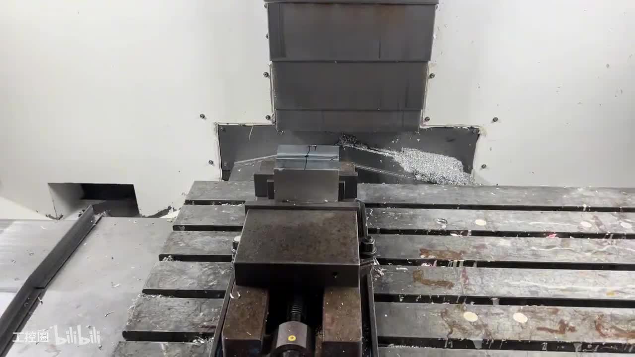 045-第四十六课：宏程序飞面