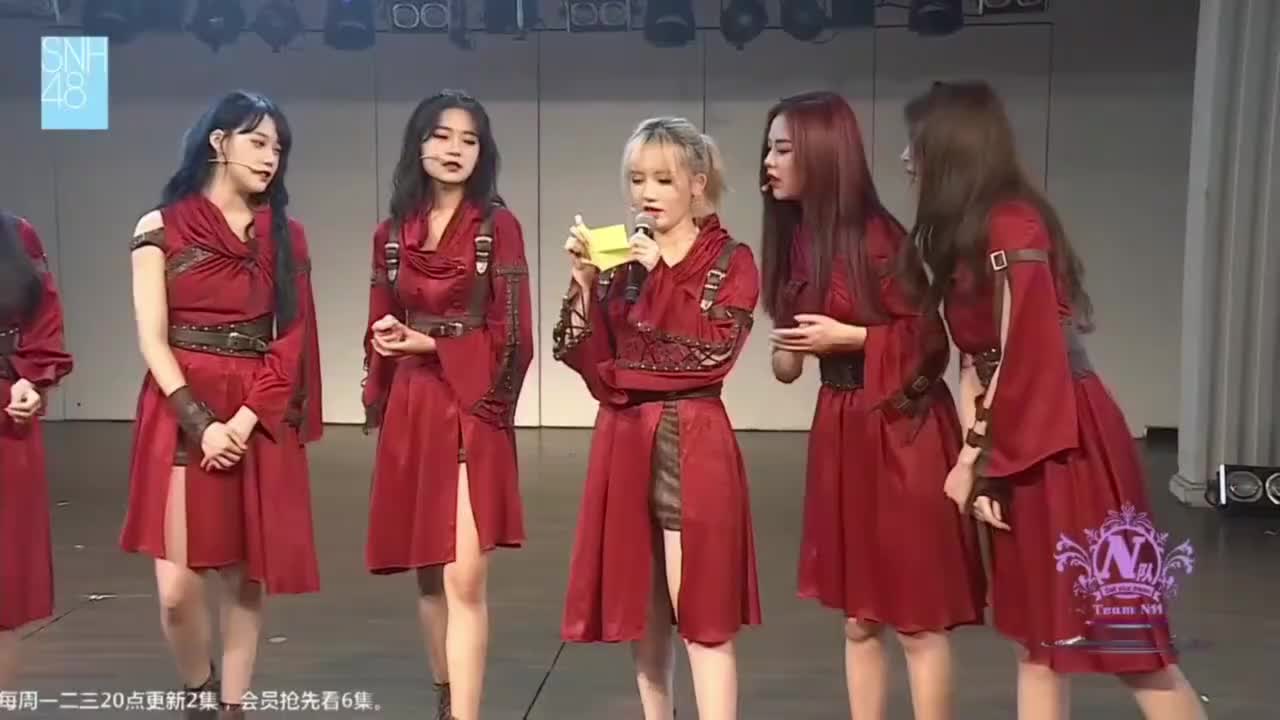 2020-10-07-mc4-“她太漂亮了扣她一分”