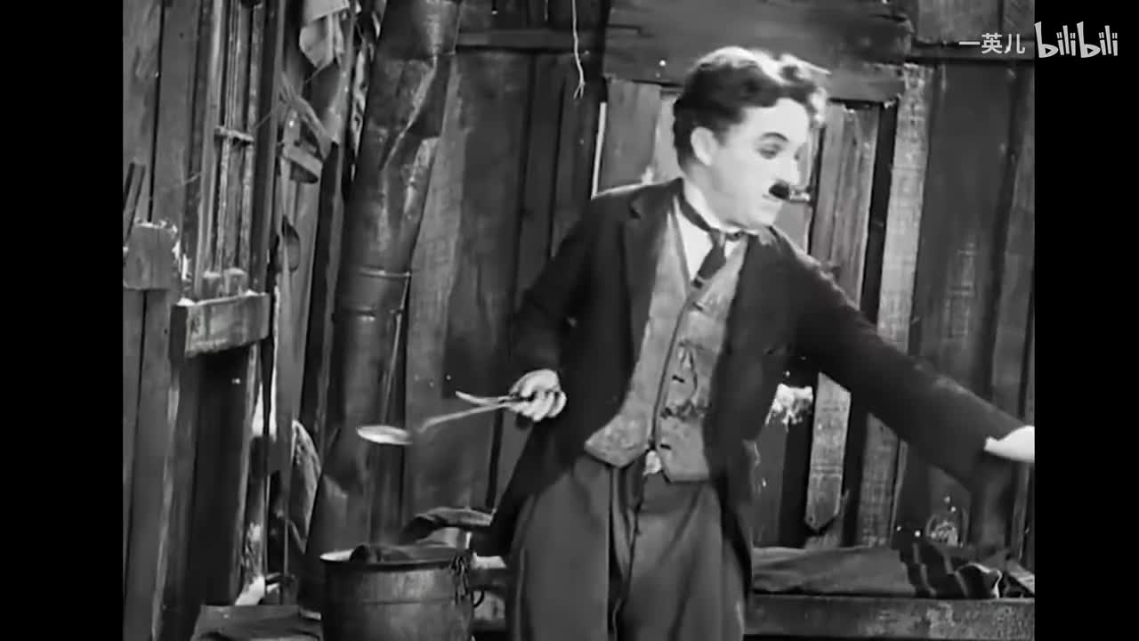 独家精讲！40篇短文搞定3500词 第18集：幽默大师卓别林