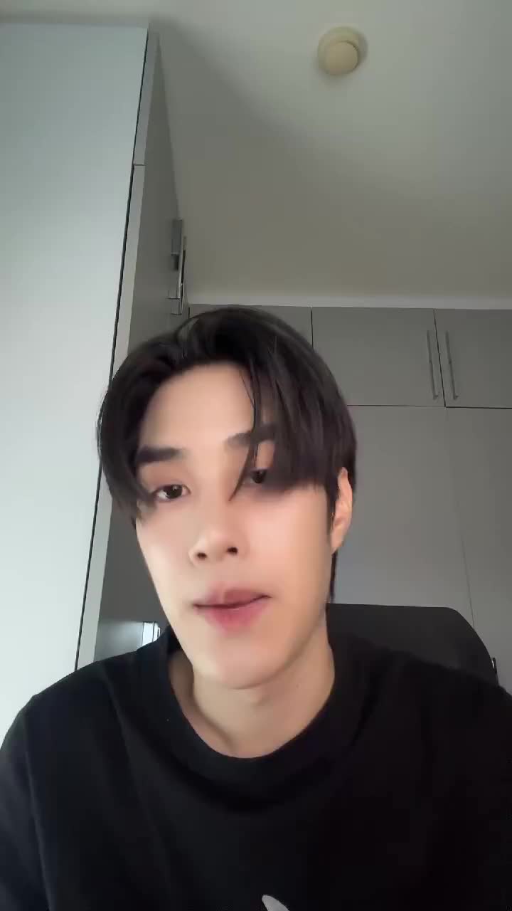 【Tle】屁邓单人直播闲聊＋弹唱｜250224 TikTok Live