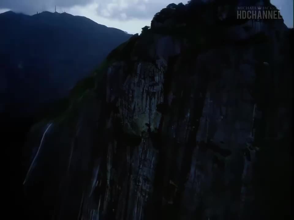 They Don't Care About Us《他们不在乎我们》巴西版 (1995)