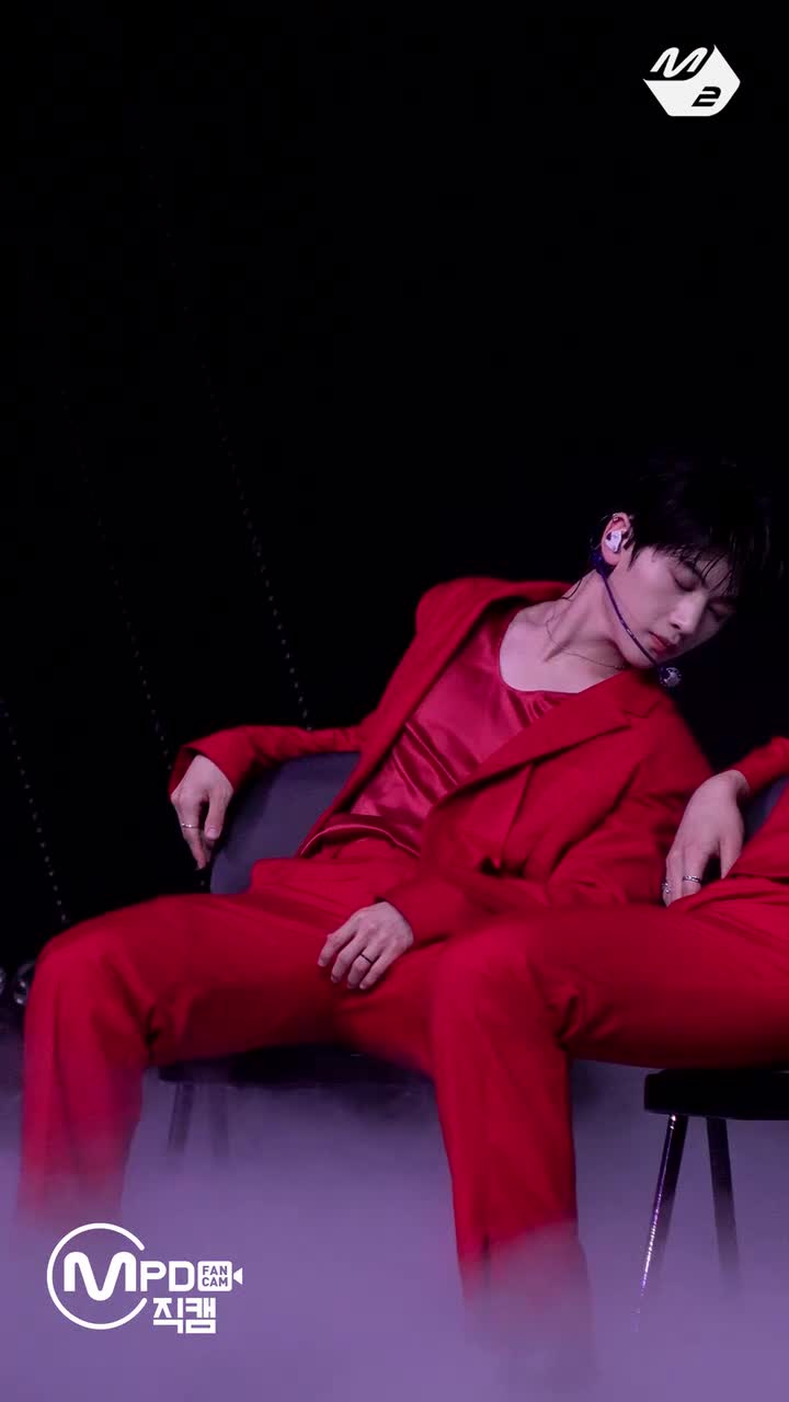 石马修‹竖拍›