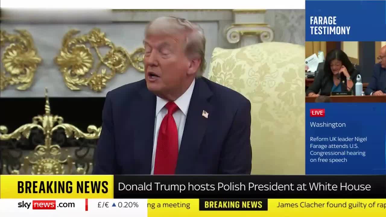 川普公开承认自己熬夜看阅兵，并表示阅兵非常好看 (1)