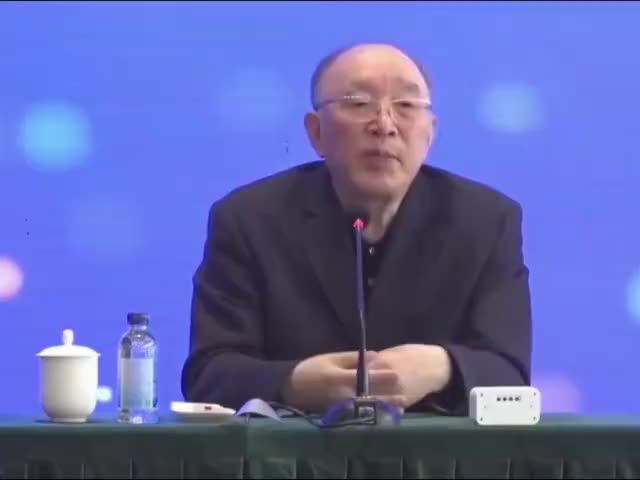 1-黄奇帆开年演讲，对于房地产的最新研判：2025止跌回稳，10万亿去库存-480P 标清-AVC