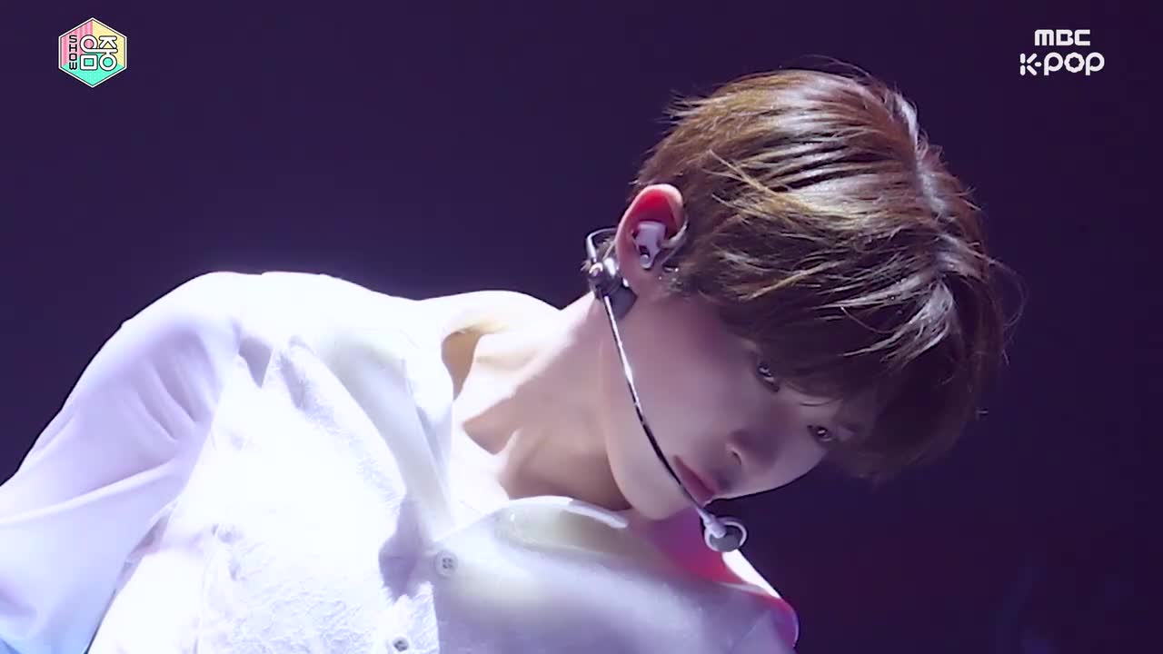 成韩彬‹横拍›