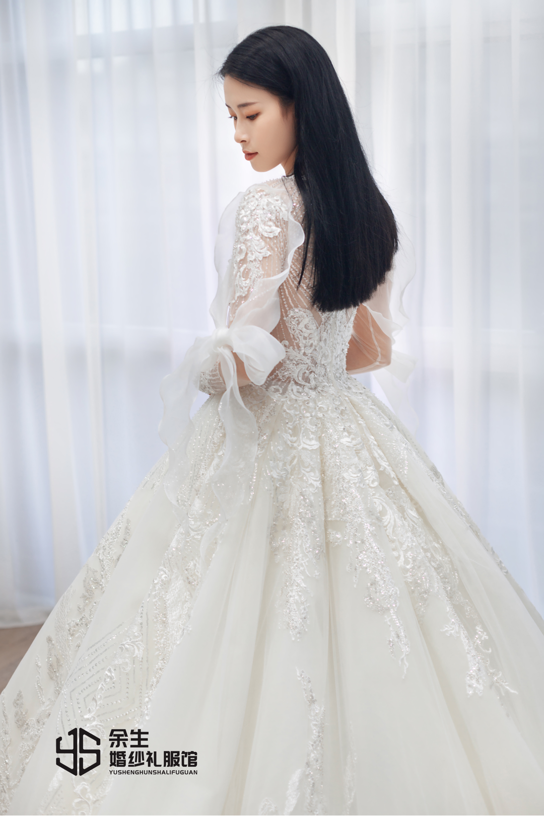 宜兴余生以沫婚纱礼服 _ 哔哩哔哩相簿