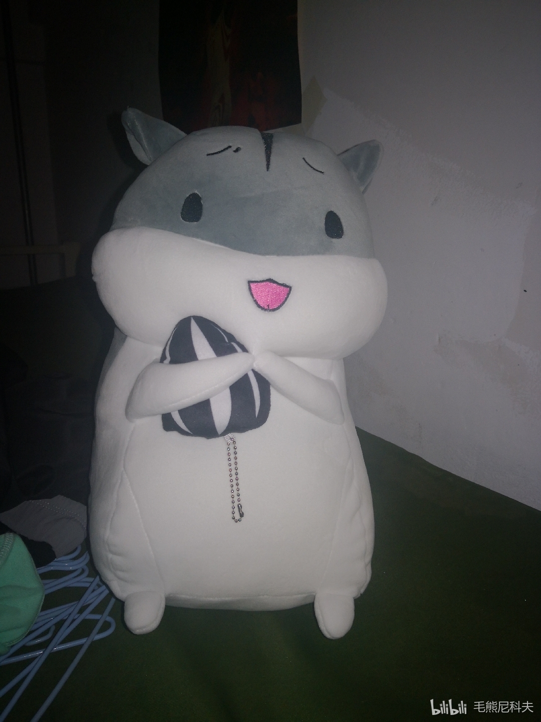 搞了一只长得很像某通辽可汗的仓鼠[妙啊]