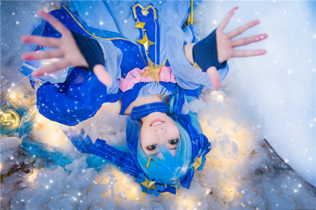 蓝裳Vsinger初音未来 星与雪的公主Cosplay9