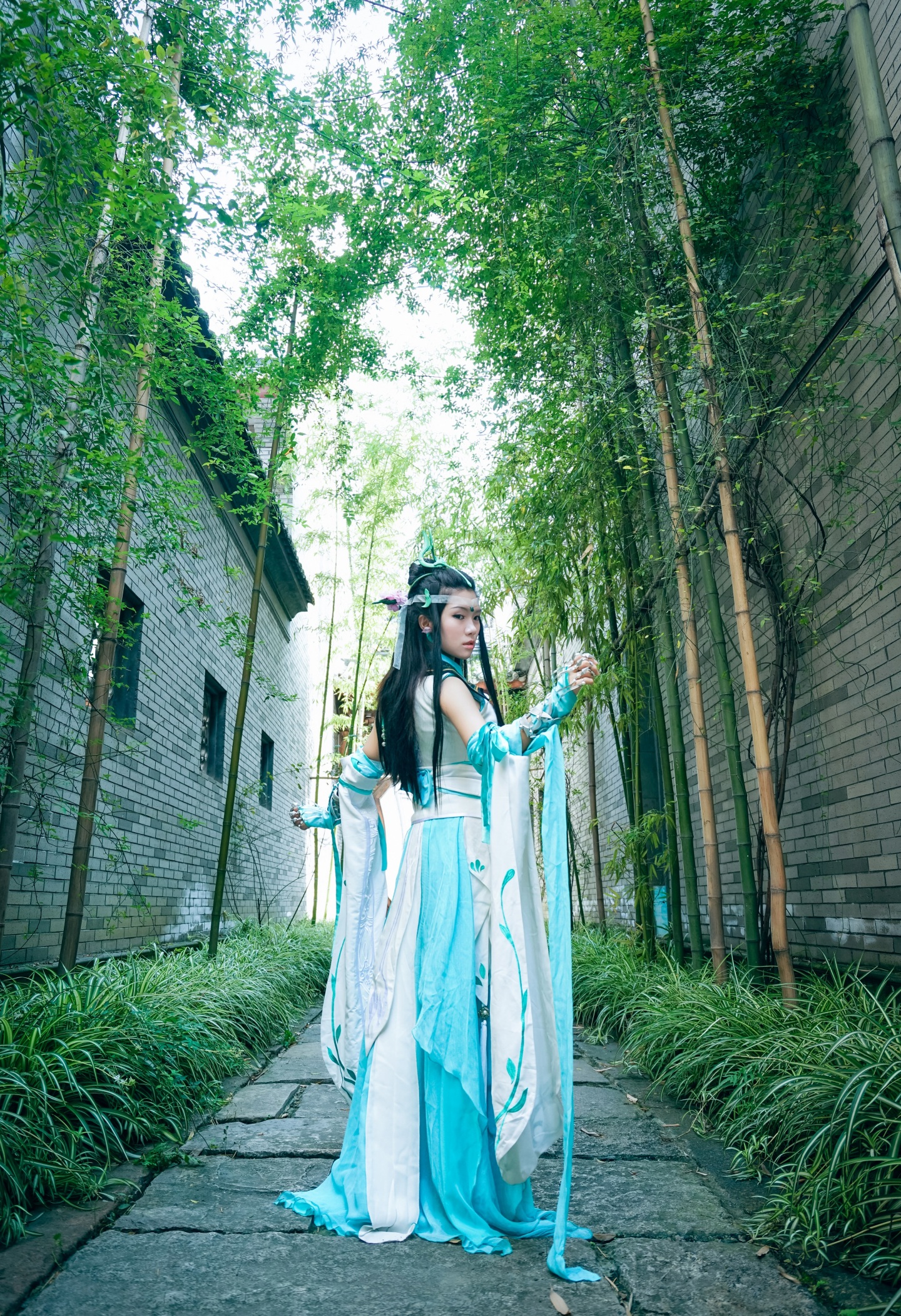 月潋寒殇剑网三长歌门琴娘cosplay2