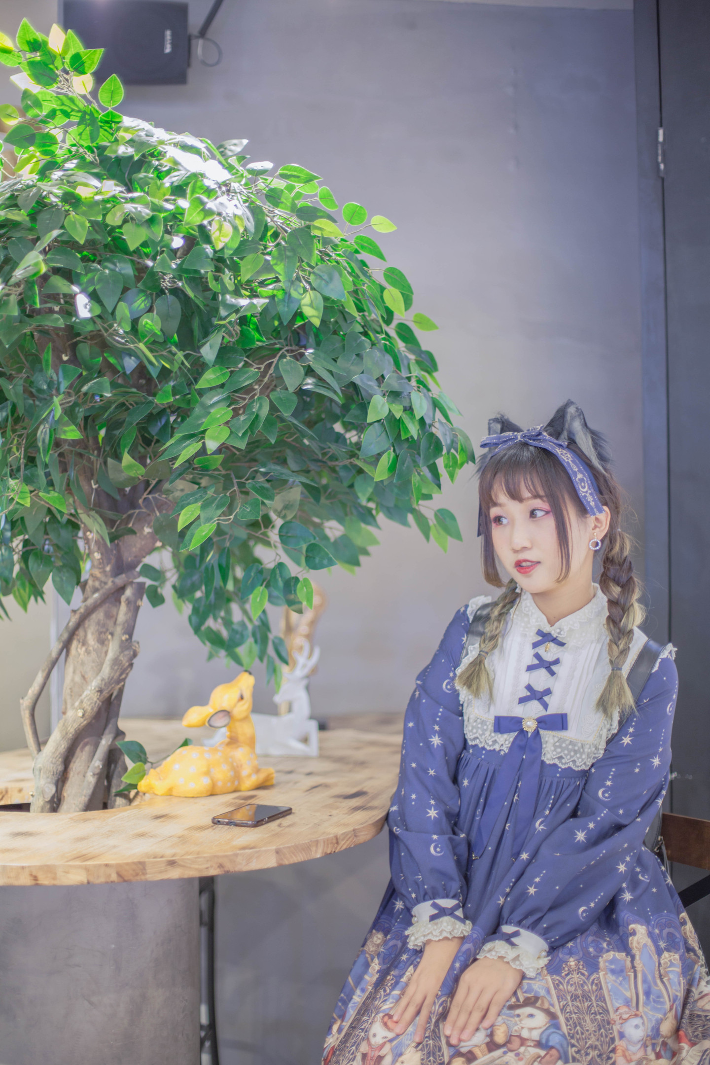 离酱CosPlay占星猫LOLITA街拍4