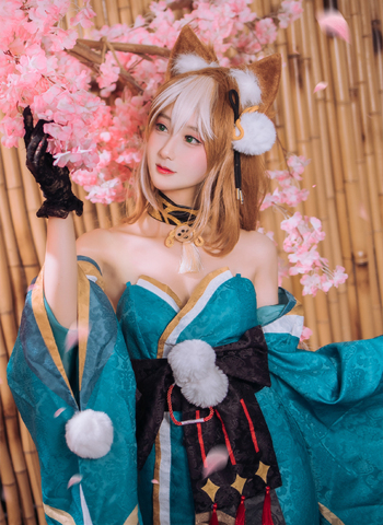 羽生三未Cosplay原神希娜小姐