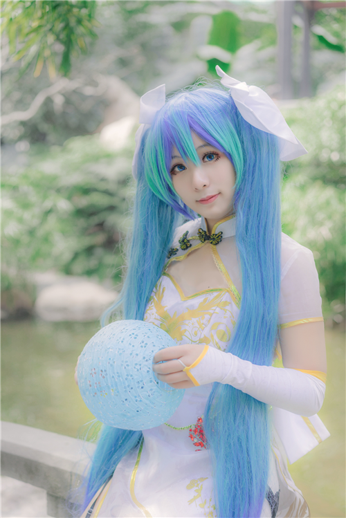 玄铃儿Vsinger金丝雀初音Cosplay5