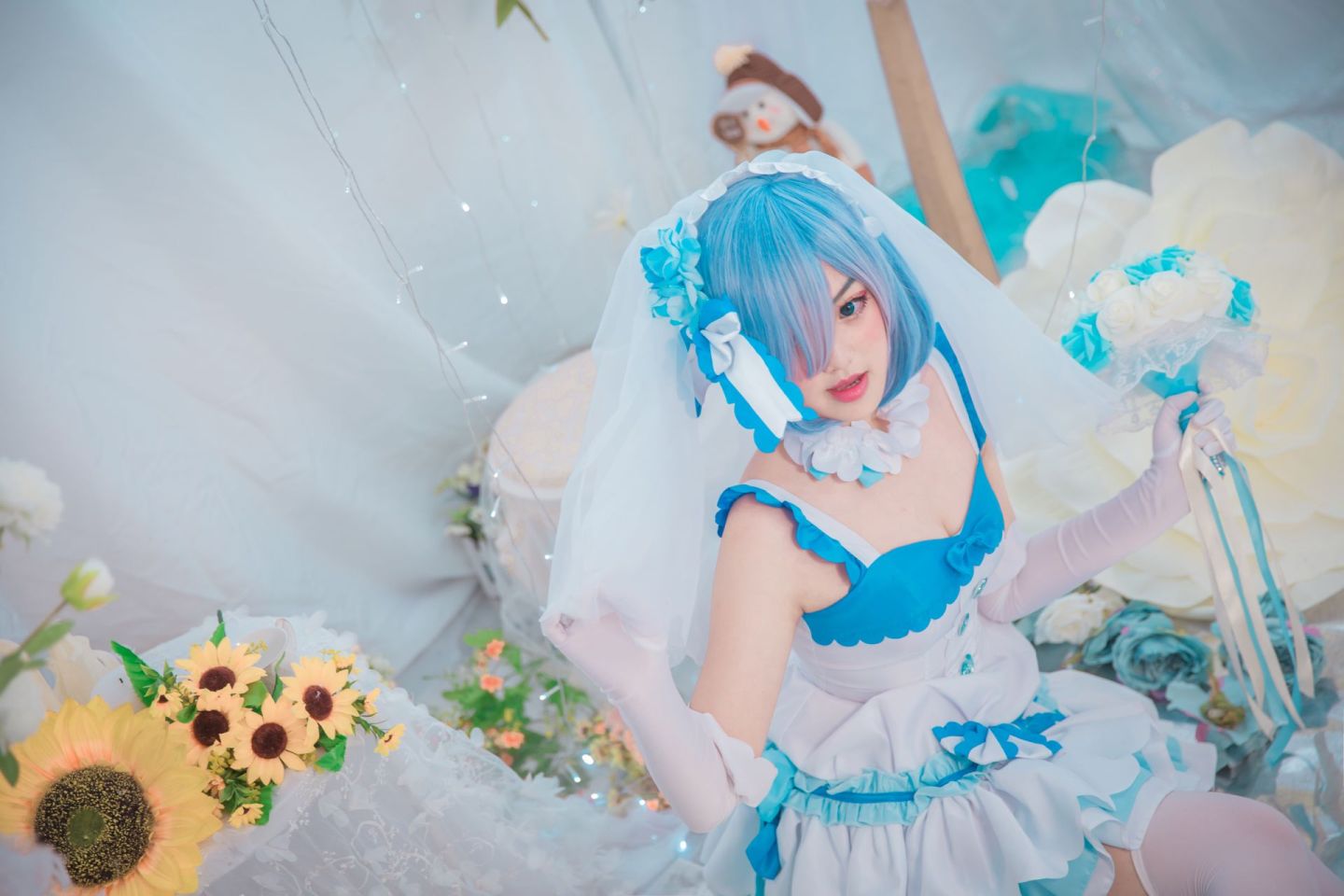 鸾歌蕾姆花嫁cosplay7