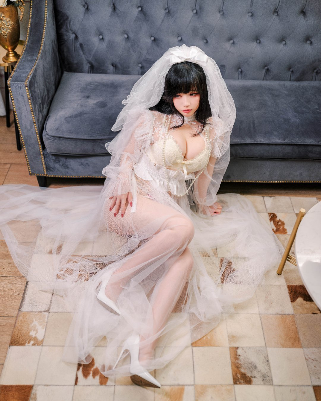 若美样性感婚纱装cosplay6