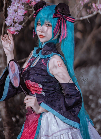 二佐Nisa初音未来Cosplay