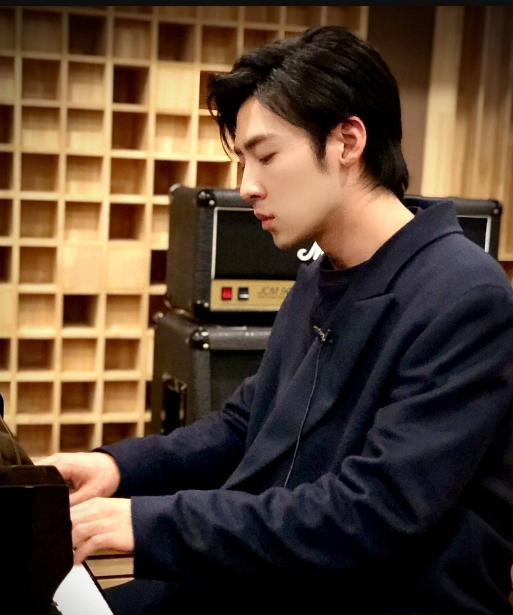 快乐榜样 _ 哔哩哔哩相簿