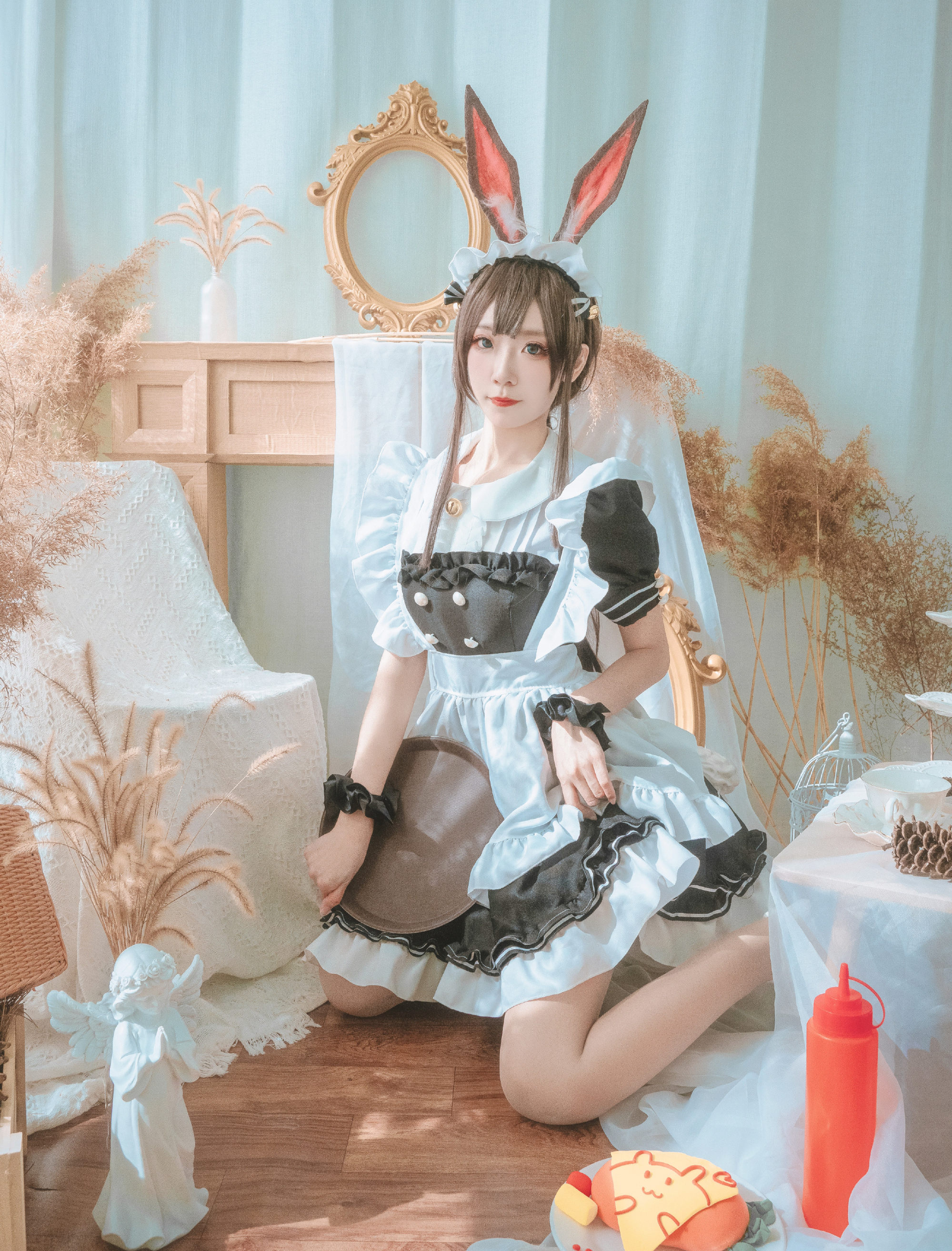 是粽粽子吖明日方舟阿米娅外派女仆CosPlay7