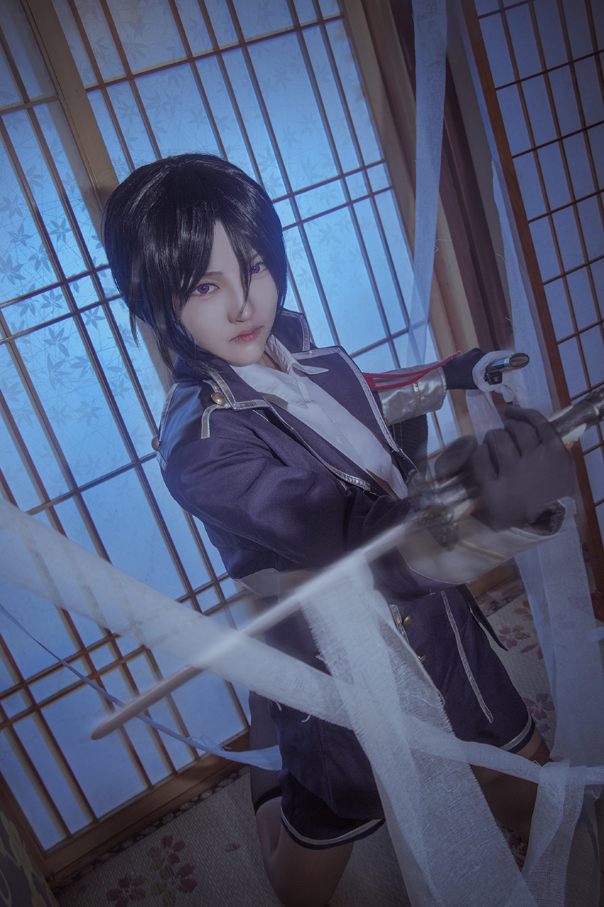 刀剑乱舞药研藤四郎