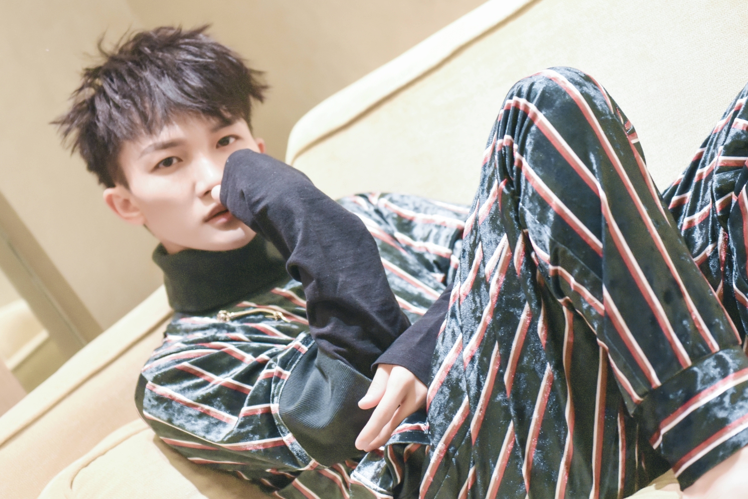 ta 的直播间闲置中是阿怂啊-0ta 的小视频0ta