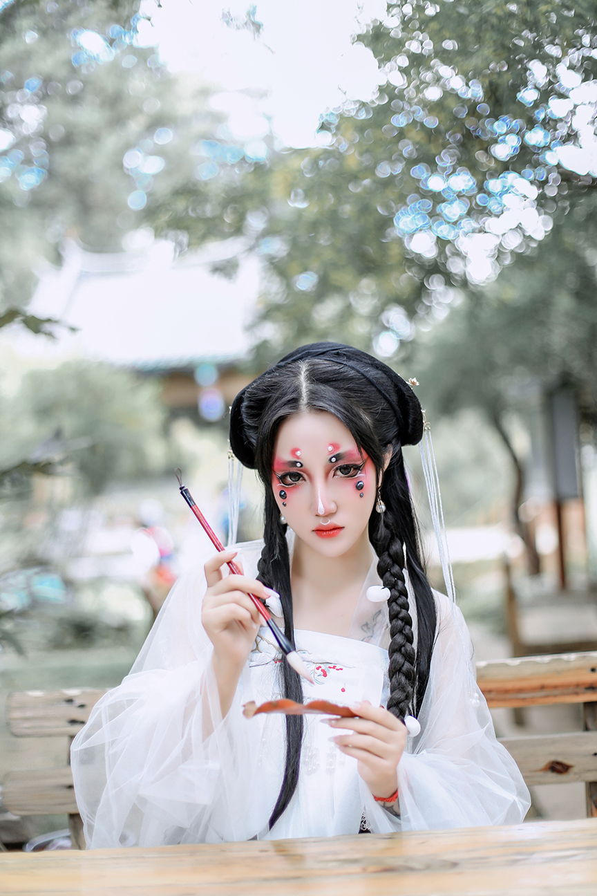 哑舍·定盘珠 _ 嘉了个玲 _ 哔哩哔哩相簿