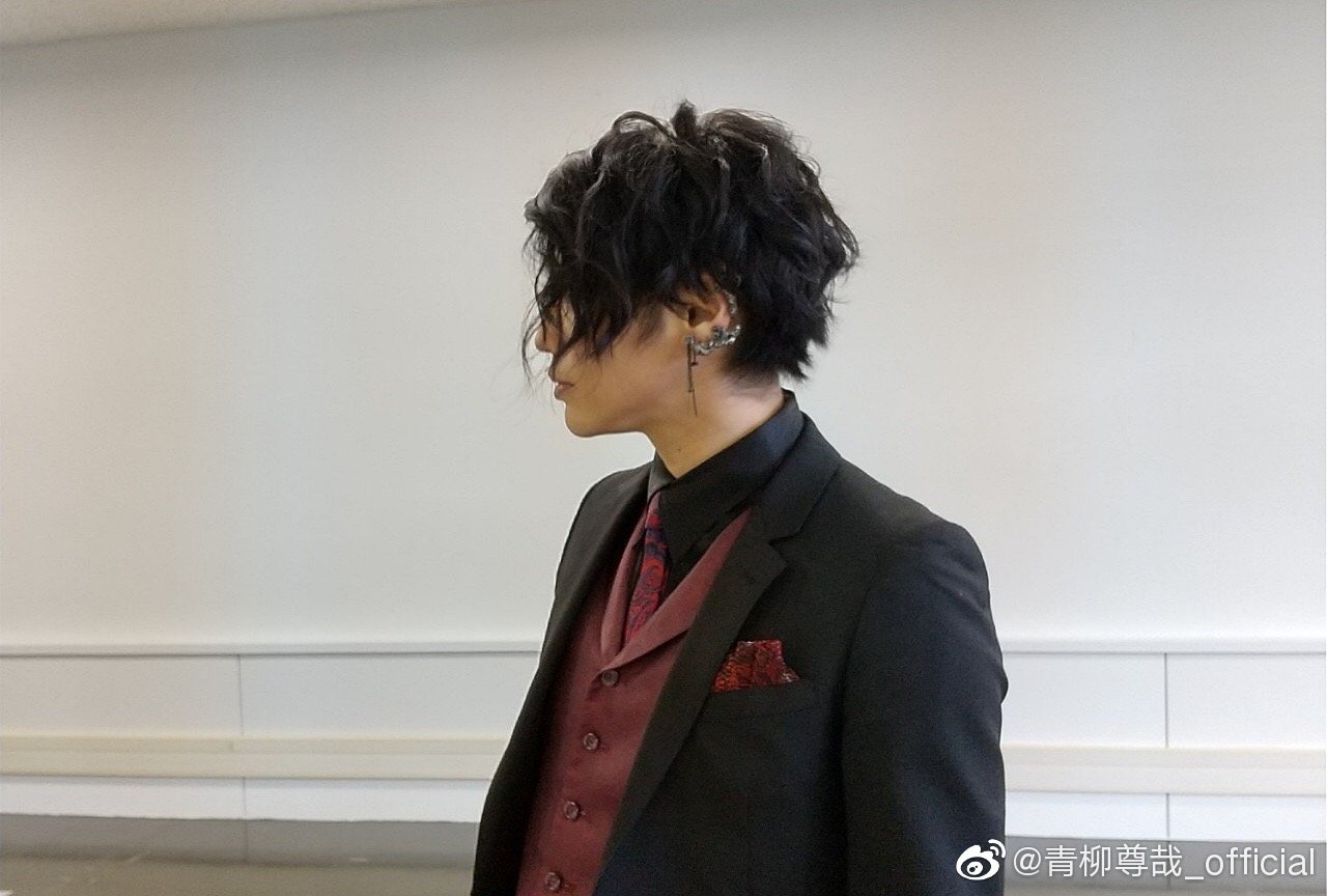 青柳尊哉先生生日快乐[doge][doge] 感谢精彩的演绎在奥棚里给我们