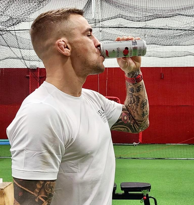 ufc轻量级"钻石"达斯汀普瓦里尔浏览:1261收藏:0支持:17上传时间:2021