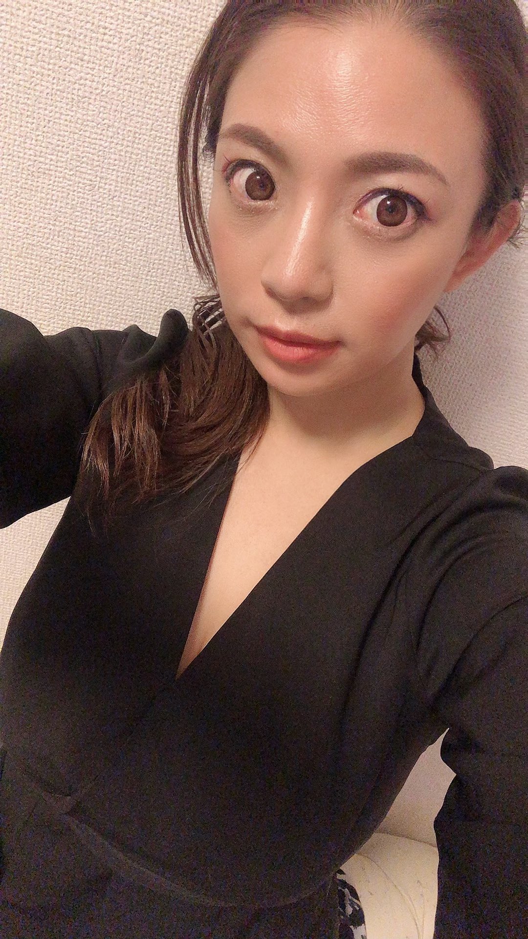 織田真子  老师的图不敢轻易发 真怕眼珠子掉出来!