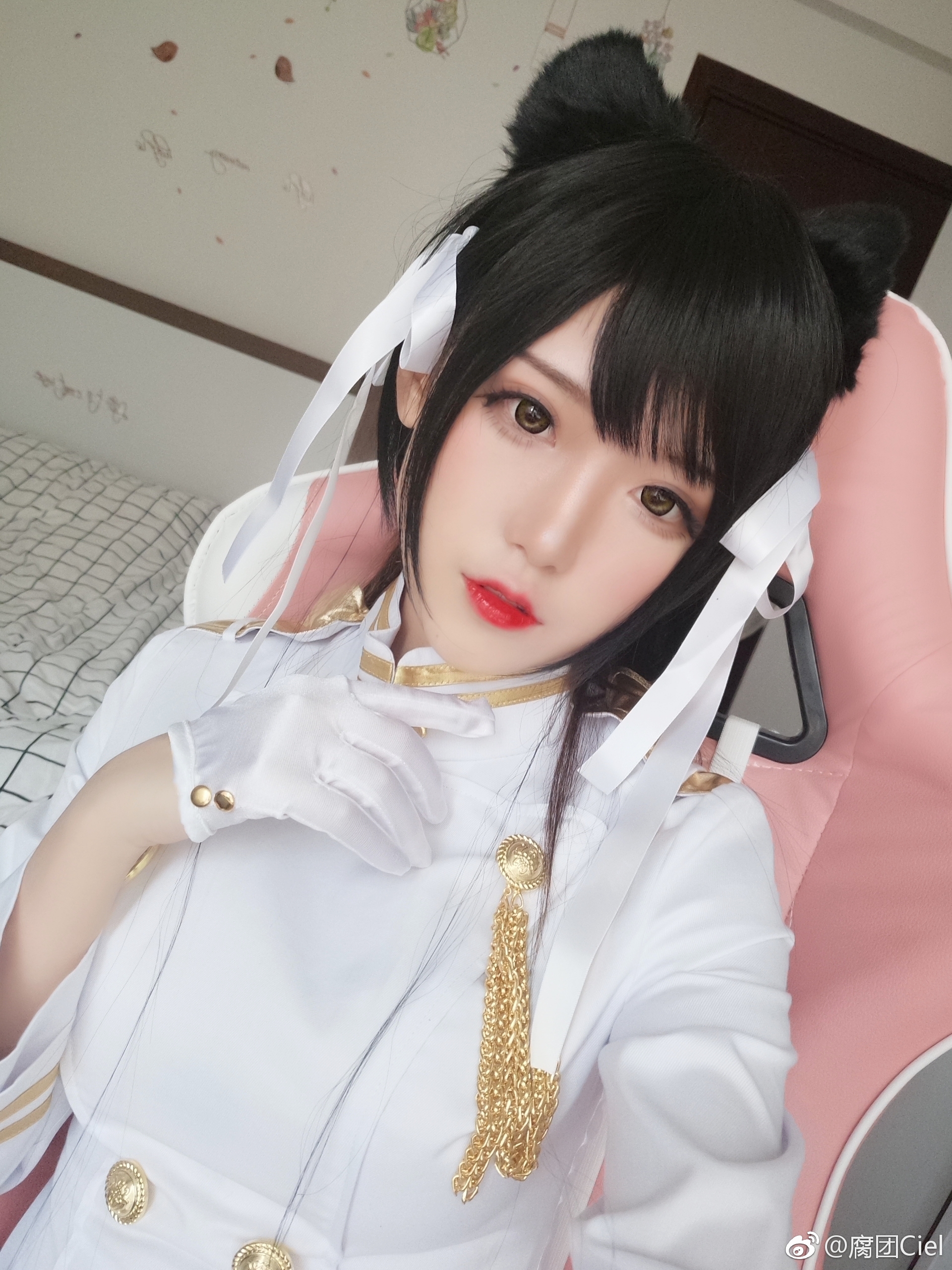 指挥官~累了吗 让姐姐来好好照顾你吧