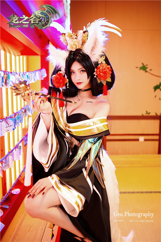 露兒大魔王龙之谷华兰大人cosplay4