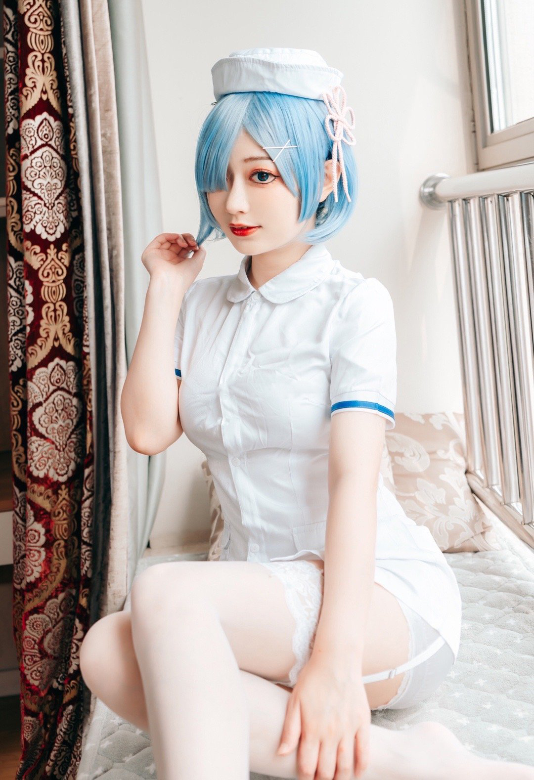 桃墨蕾姆护士CosPlay8