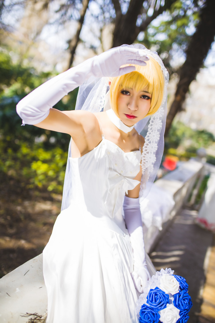 桐木cosplay fate花嫁saber6