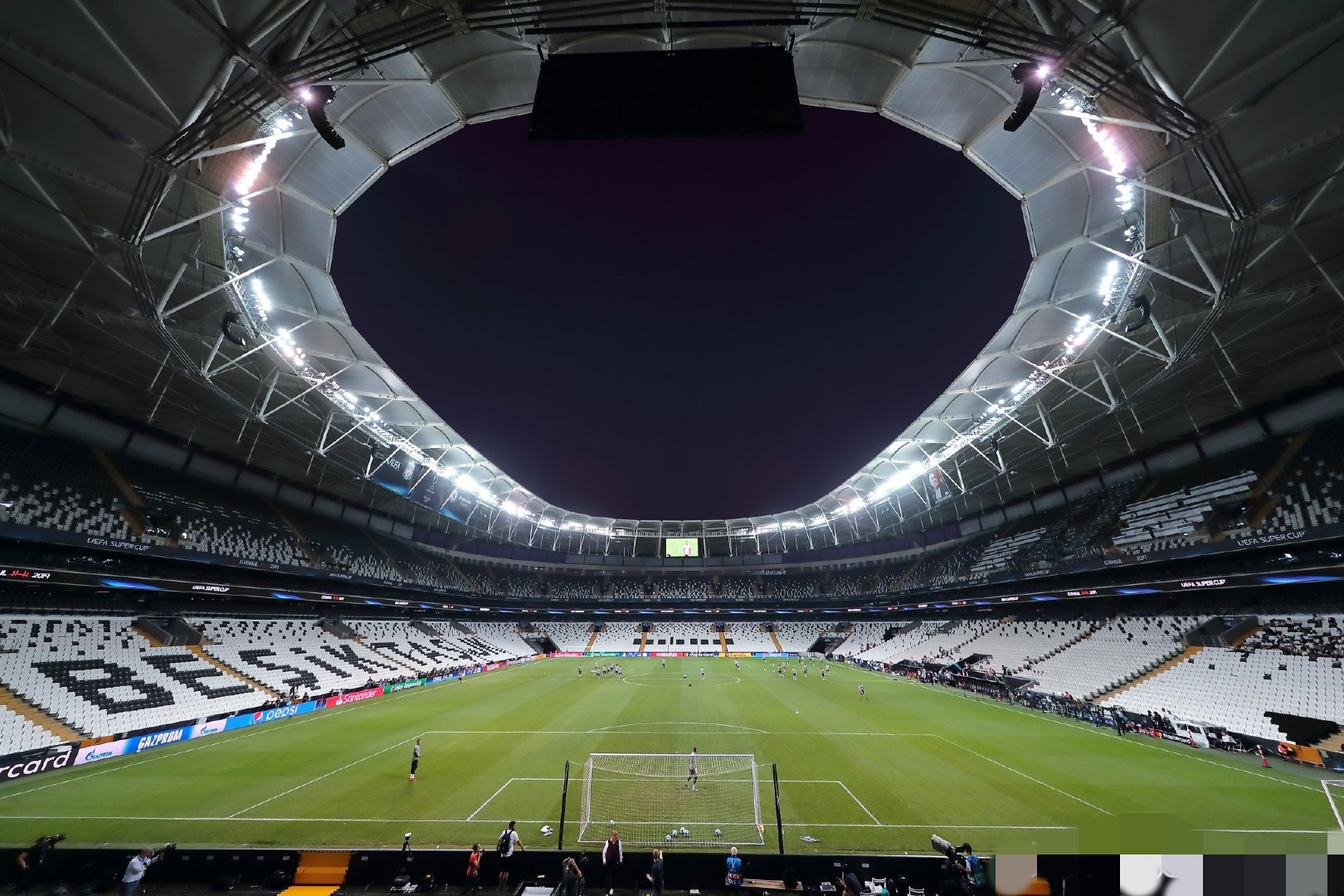 2019-2020赛季 #欧洲超级杯# ,将在土耳其伊斯坦布尔的沃达丰球场(贝