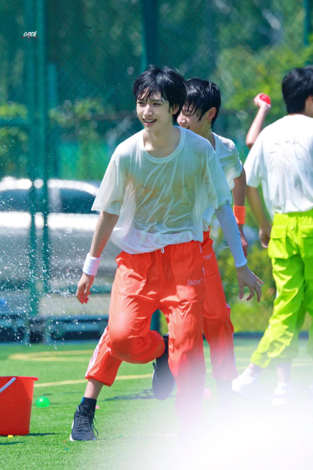 眼泪安葬了微笑 _ 哔哩哔哩相簿