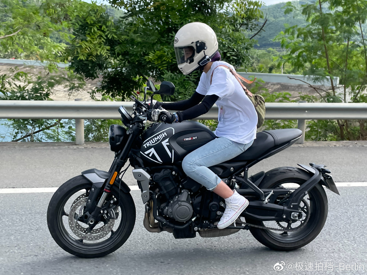 极速拍档-小乔 _ 哔哩哔哩相簿