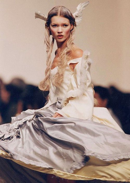 海盗爷和鸡毛姐 .浏览:49收藏:0支持:0上传时间:2018-11-26 19:12:28