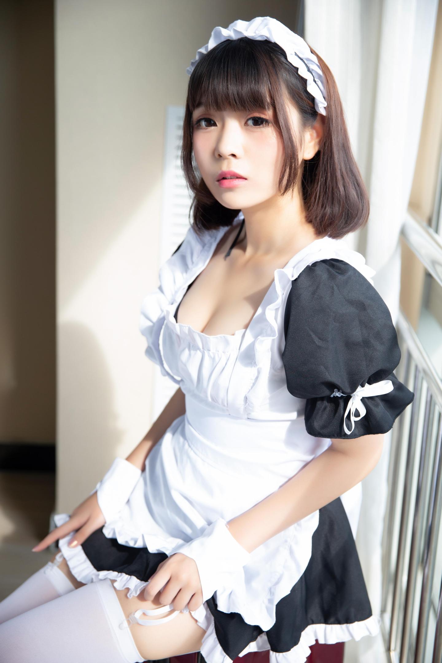 浮力妹女仆装CosPlay3