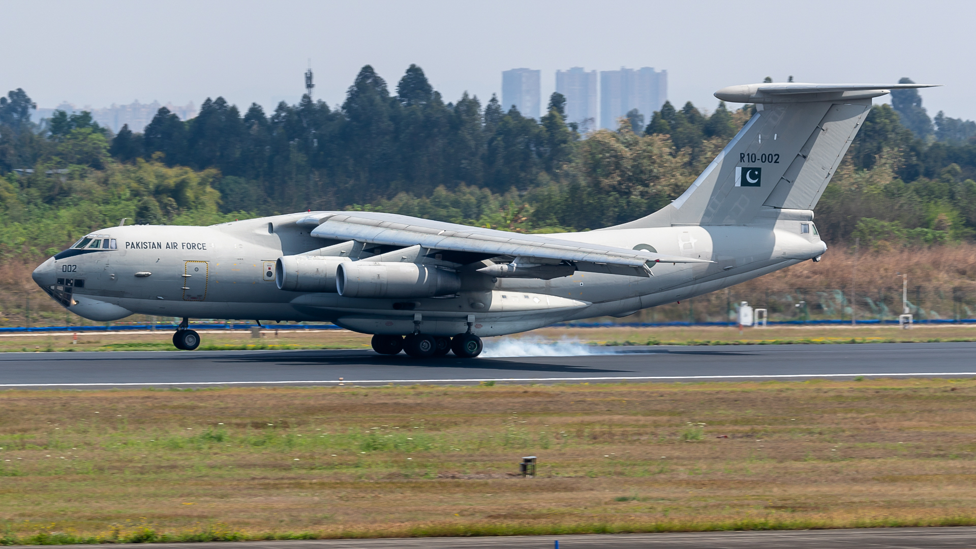 2020年3月31号 巴基斯坦伊尔78到成都