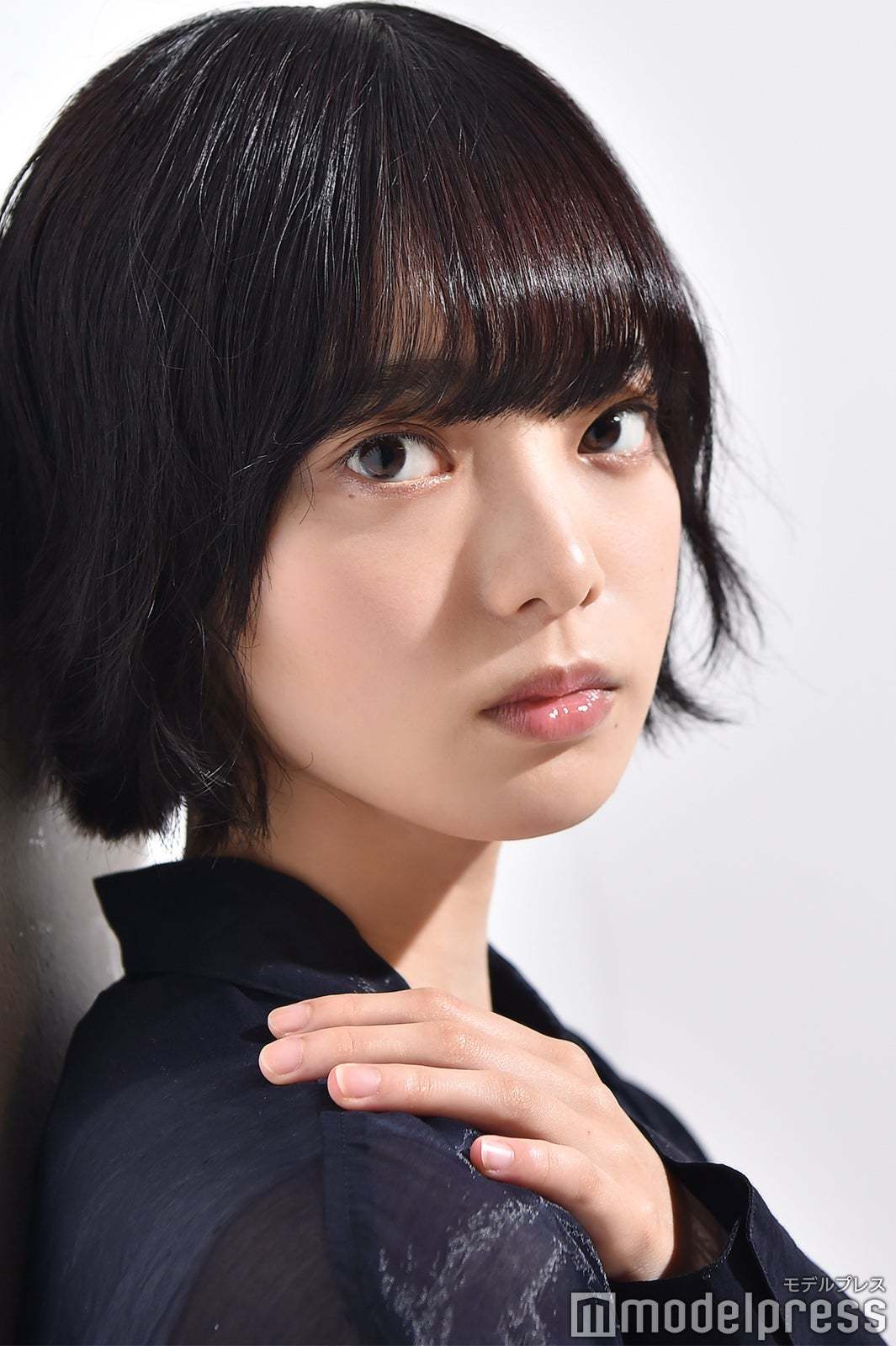 单推平手友梨奈 _ 哔哩哔哩相簿