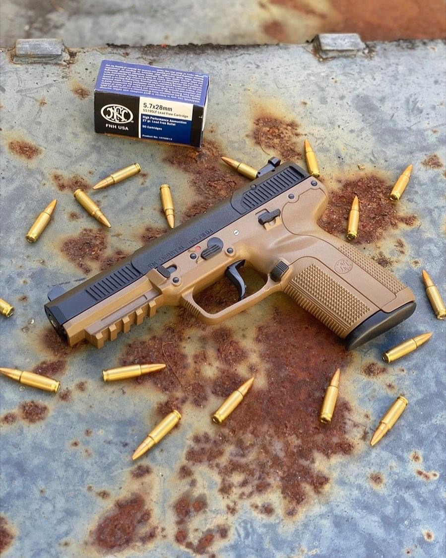 7x28mm】 图源:facebook:palm beach tactical #手枪# #fn#浏览:1816