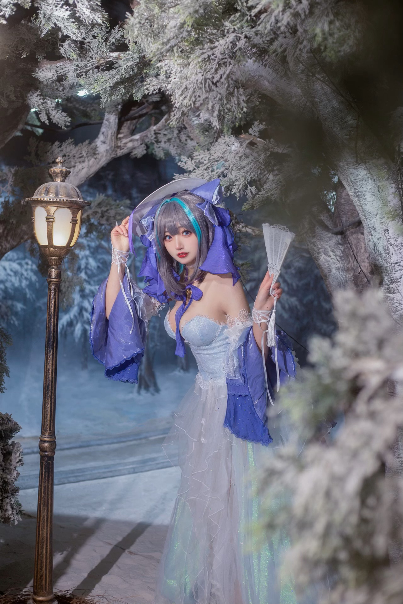 Niki又困了碧蓝航线柴郡冰雪公主cosplay3