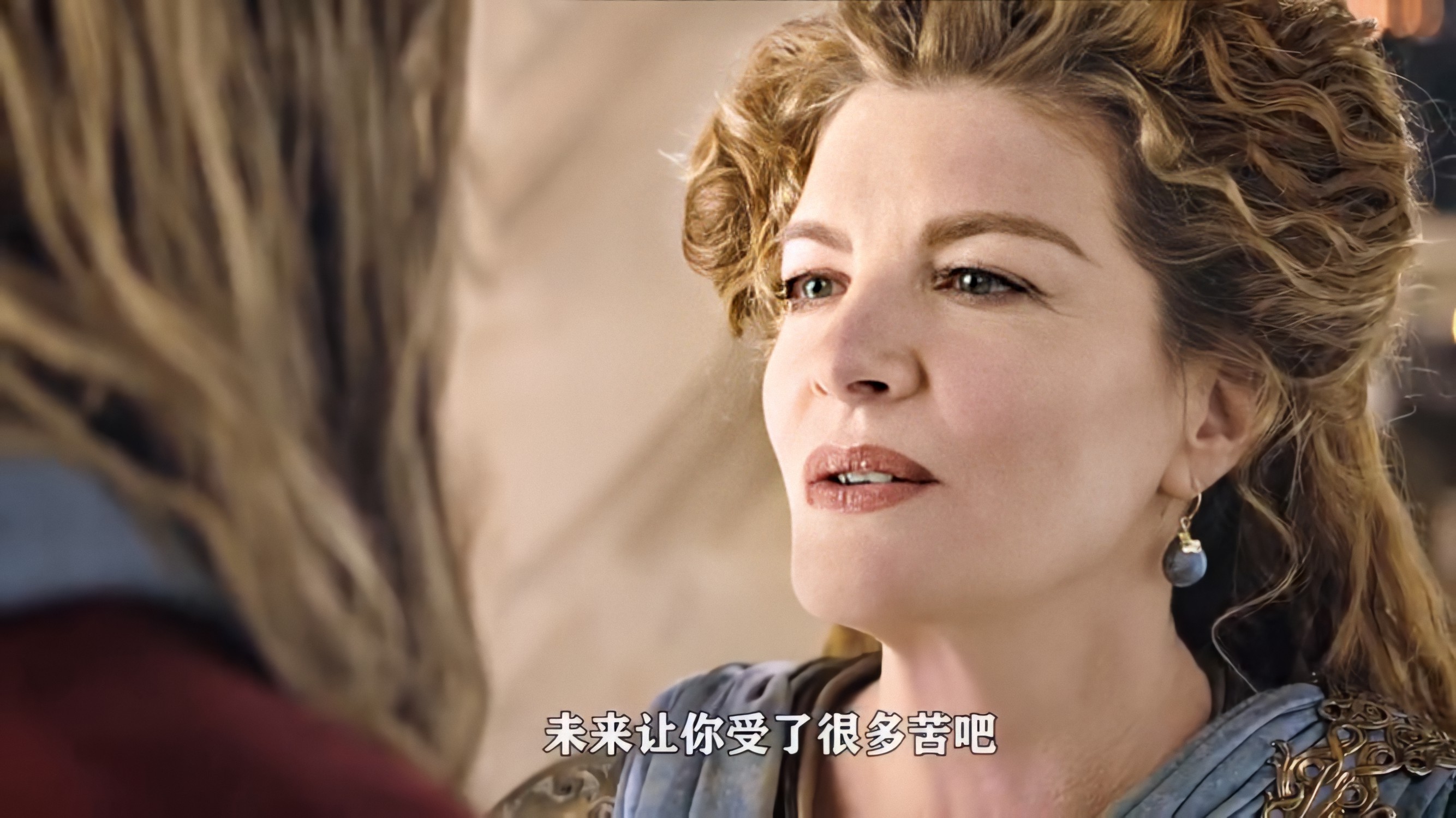 雷神变胖了, 所有人都在嘲笑他, 只有他妈妈说 "未来让你受了很多苦吧