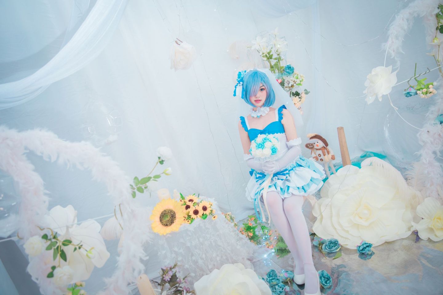 鸾歌蕾姆花嫁cosplay2