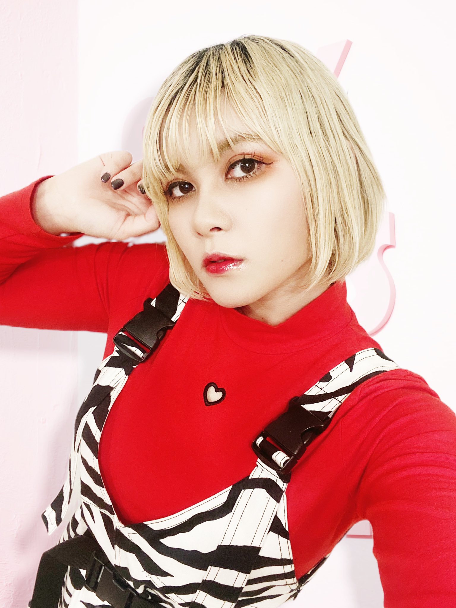 菲鲁兹·蓝#浏览:263收藏:0支持:7上传时间:2022-02-24 18:37:30