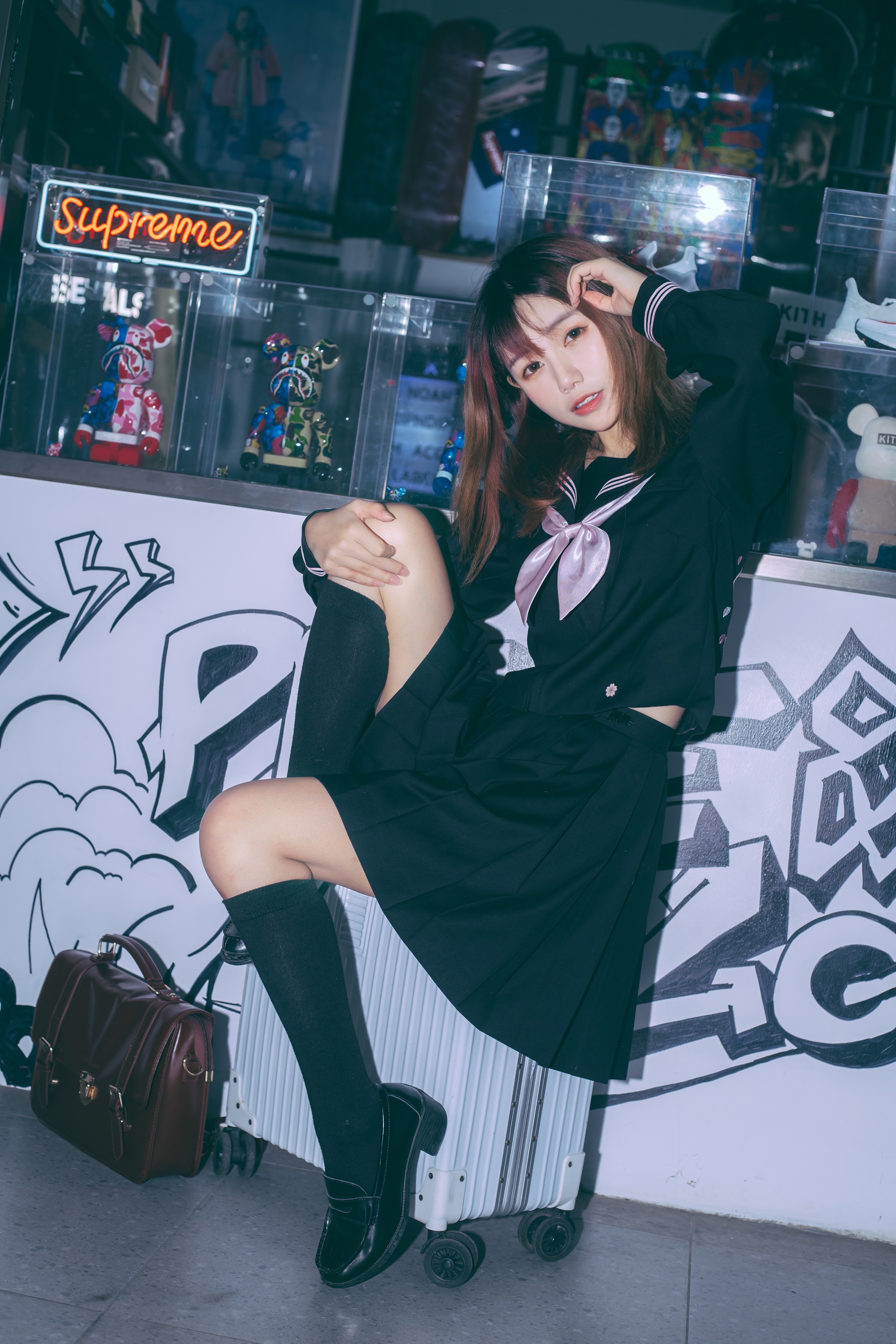 jqj123 11-10 @梦幻龙腾 买啊 misa喵老师 的图片 关注 最近做的衣服