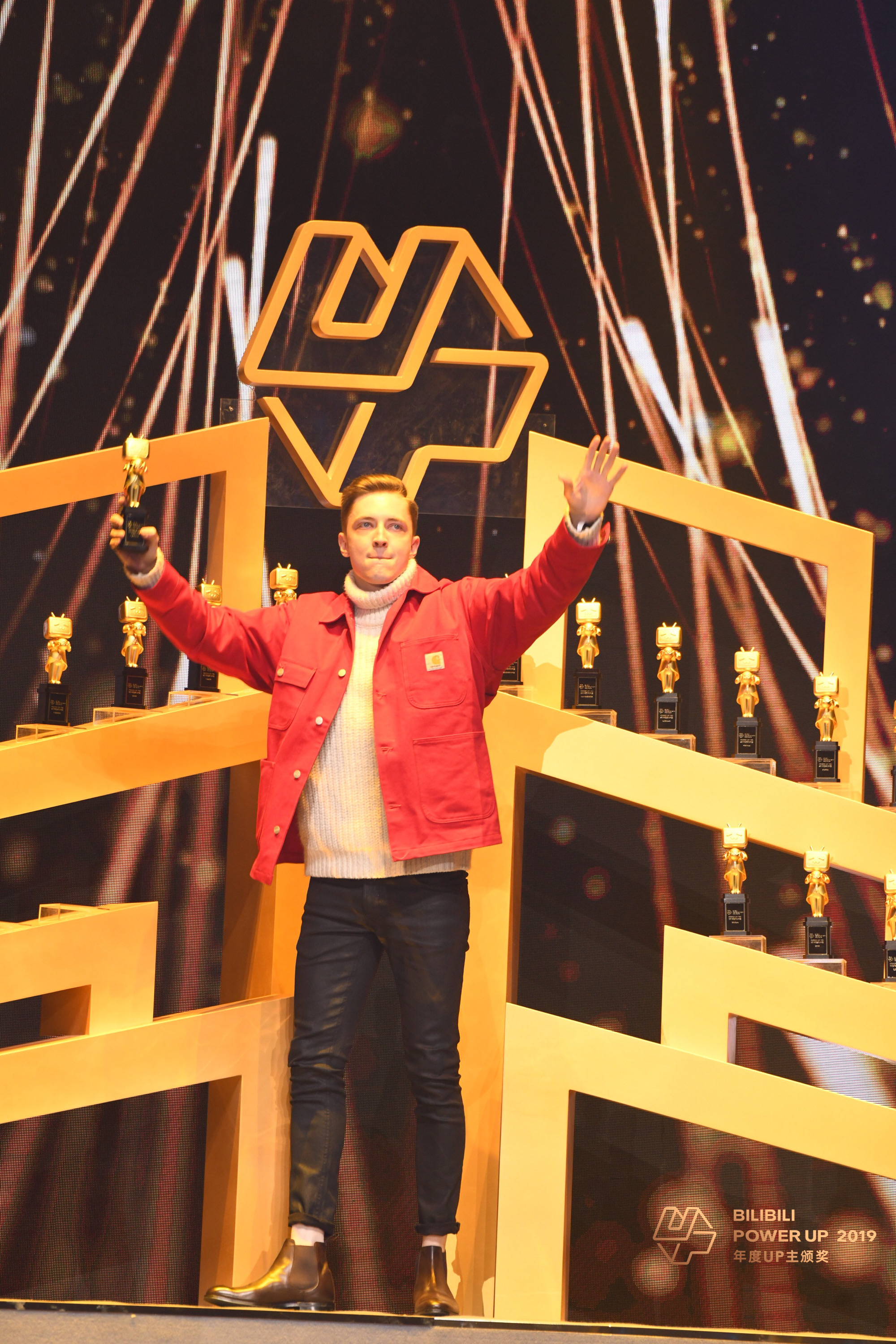 ta 的直播间闲置中假的加拿大人杰里德来了!