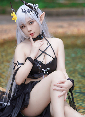 七七娜娜子CosPlay明日方舟泥岩泳装珊瑚海岸